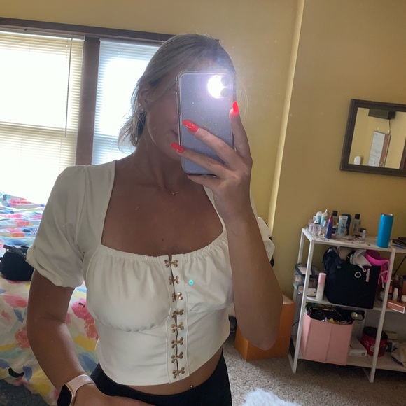 Fashion Nova Hooked crop top - Picture 2 of 6